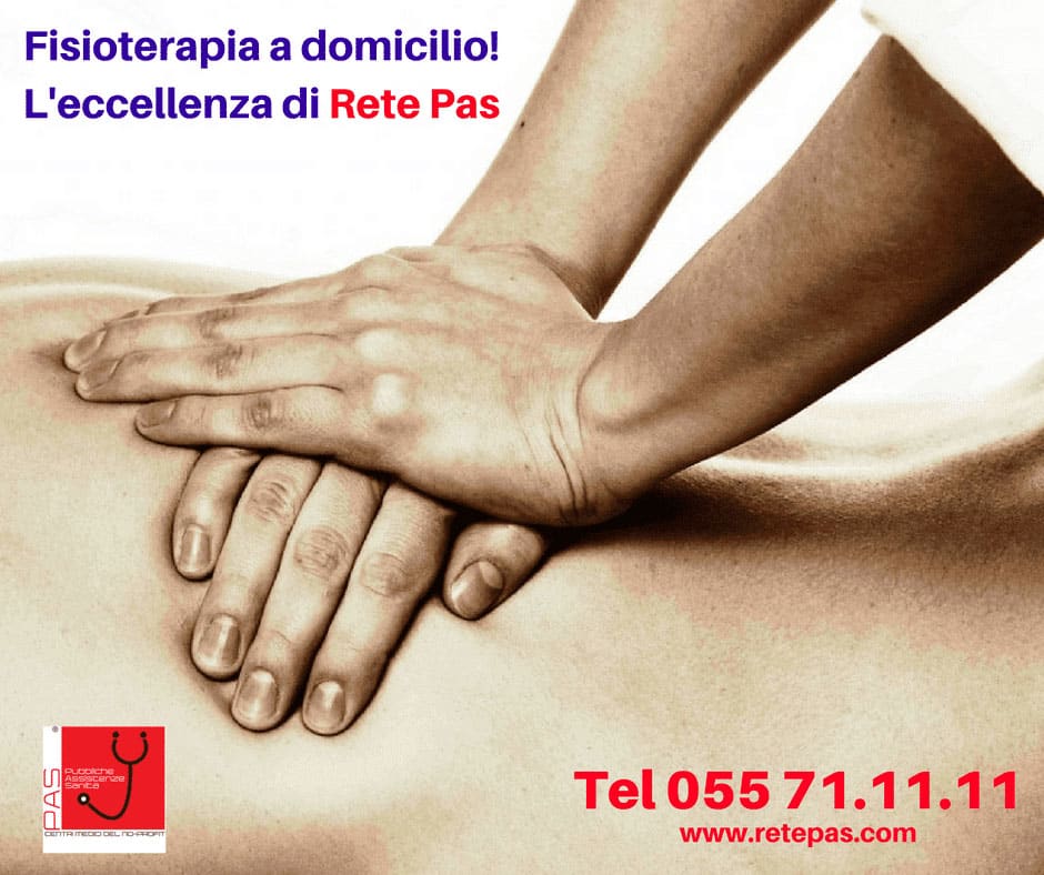Home physiotherapy advertisement showing hands massaging a back; text reads 'Fisioterapia a domicilio! L'eccellenza di Rete Pas' — Tel 055 71.11.11.